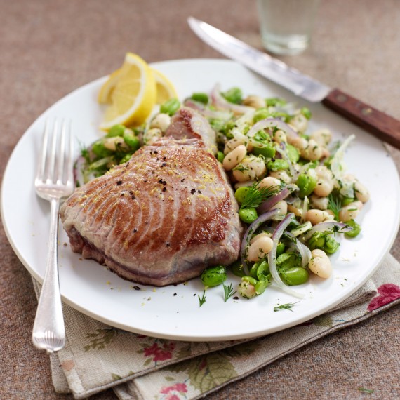 Seared-tuna-with-sesame-and-ginger-salad-recipe